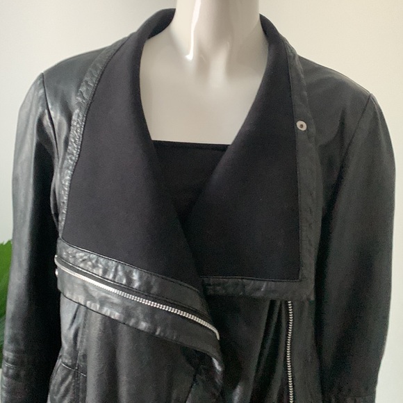 COPY - Women’s Wilsons Leather Jacket LG - Picture 3 of 15